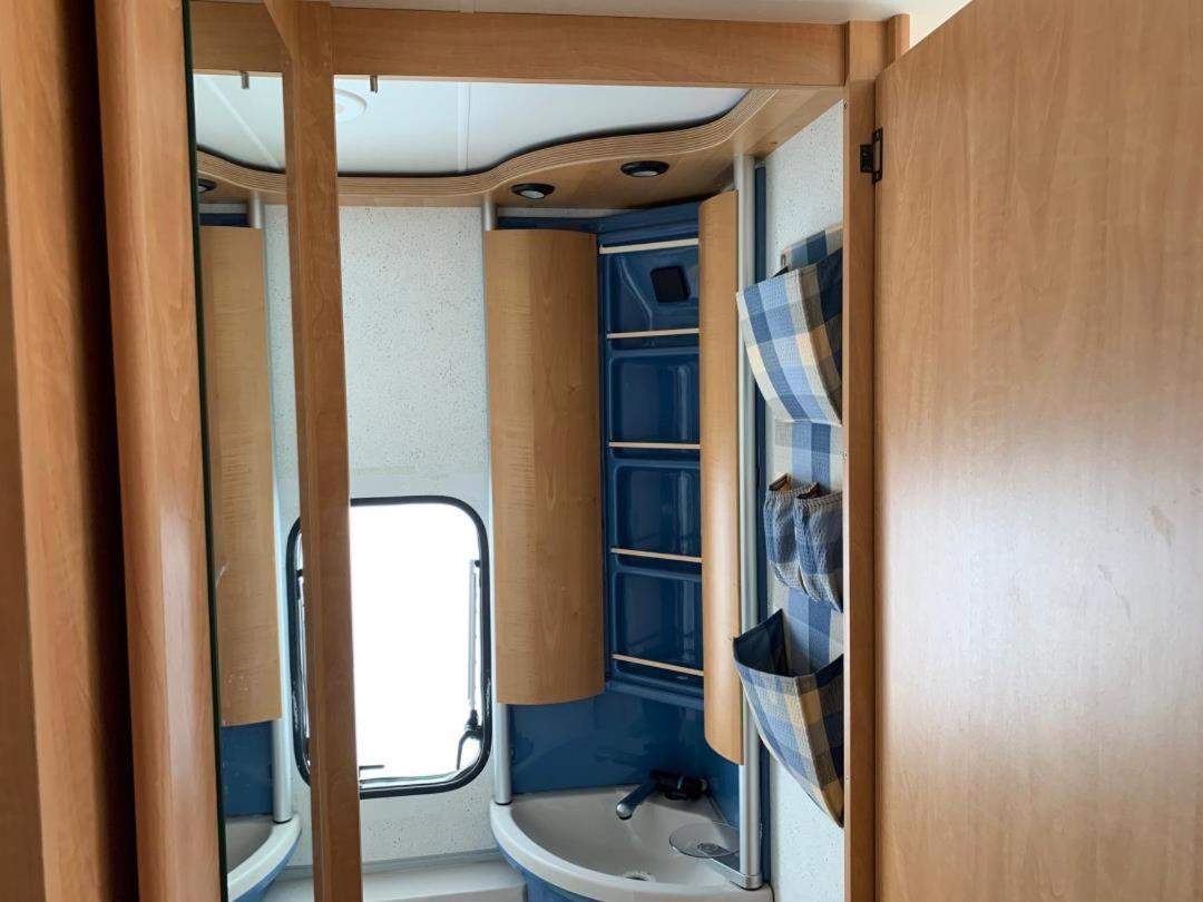 Revier Caravan-Ig Und Cool Hatzingen Bagian luar foto