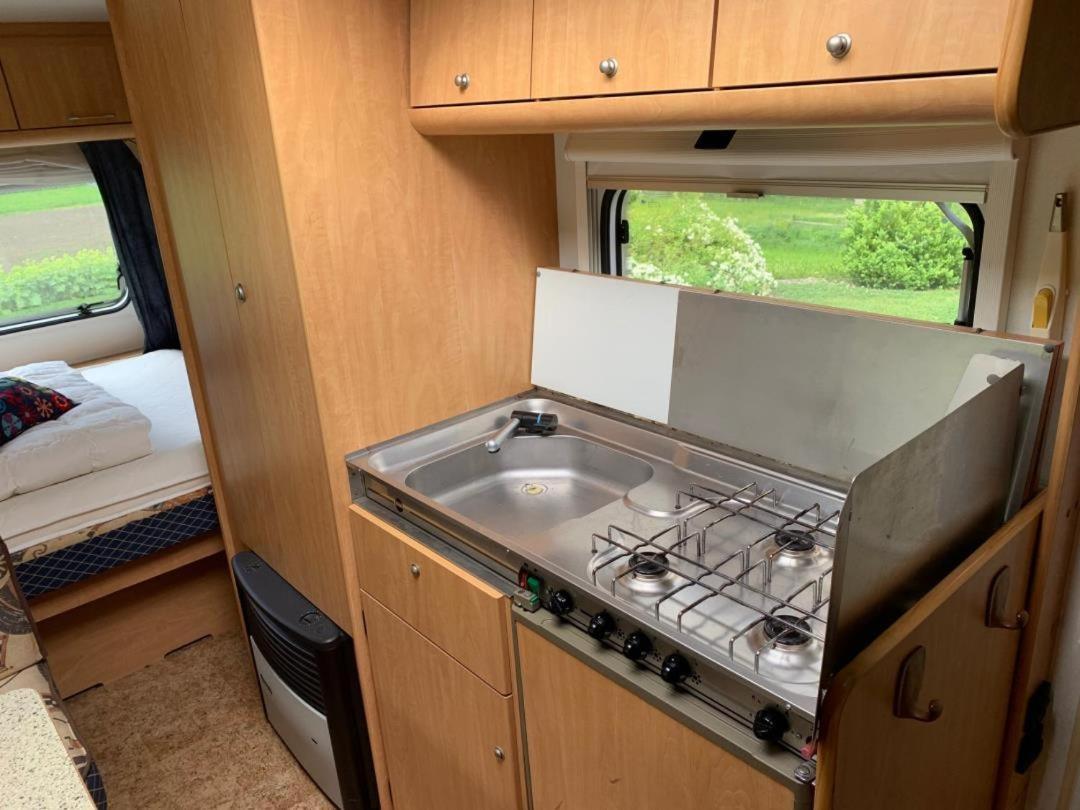 Revier Caravan-Ig Und Cool Hatzingen Bagian luar foto